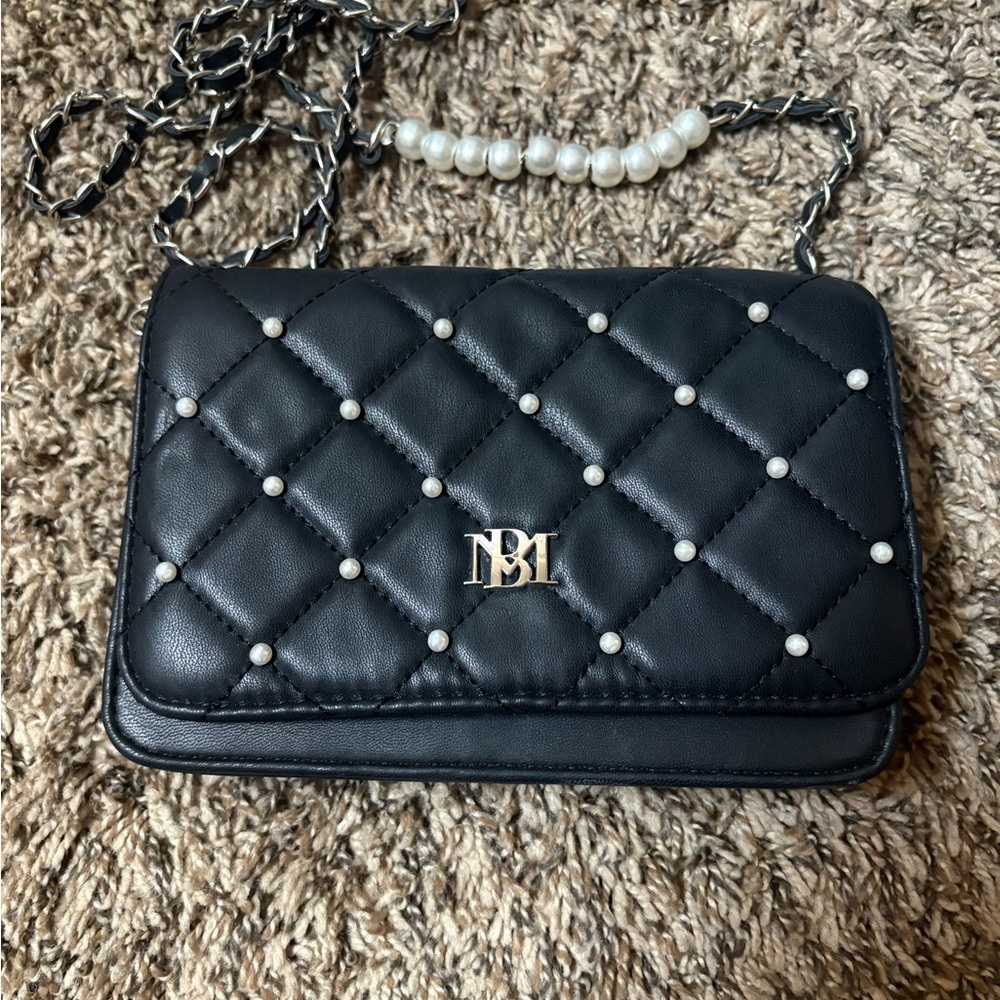 Badgley Mischka Black Quilted Crossbody Bag
